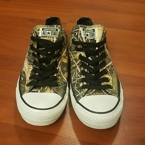 Converse Camo shoes